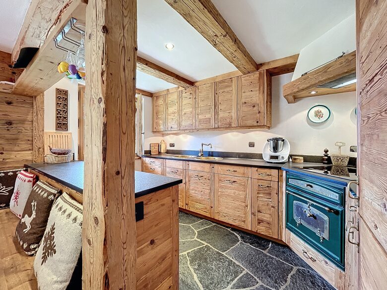 Sophisticated Alpine Apartment Steps from the Slopes - Verbier, Switzerland