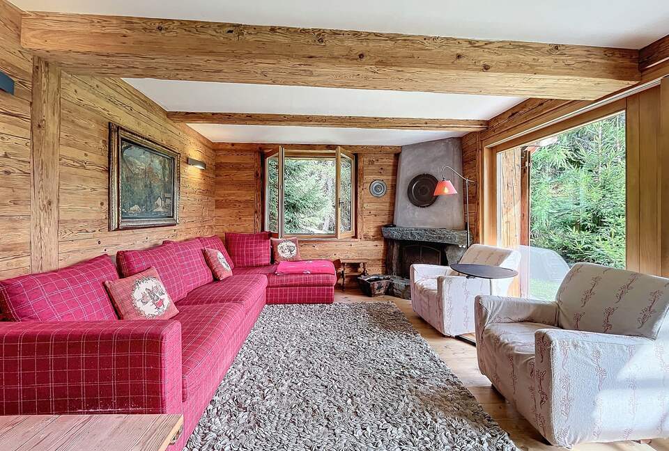 Sophisticated Alpine Apartment Steps from the Slopes - Verbier, Switzerland