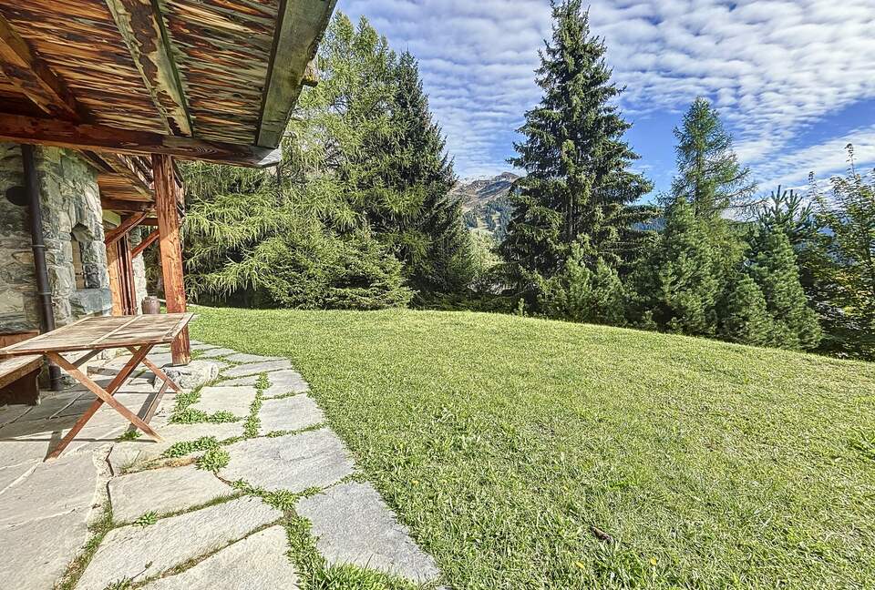 Sophisticated Alpine Apartment Steps from the Slopes - Verbier, Switzerland