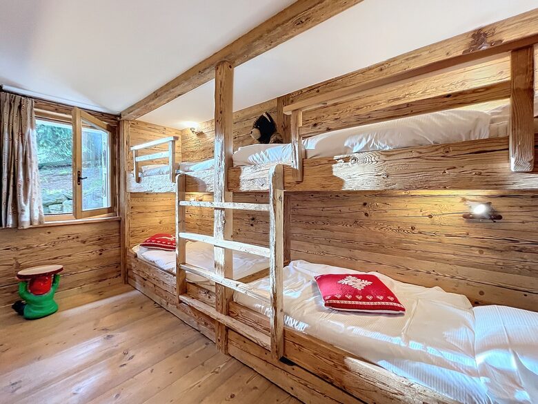 Sophisticated Alpine Apartment Steps from the Slopes - Verbier, Switzerland