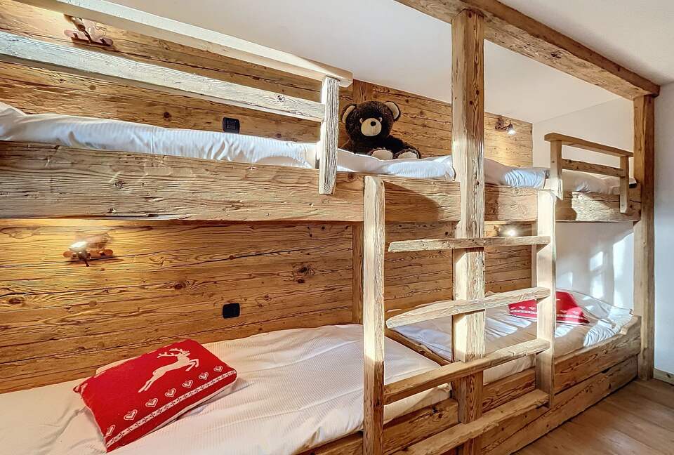 Sophisticated Alpine Apartment Steps from the Slopes - Verbier, Switzerland
