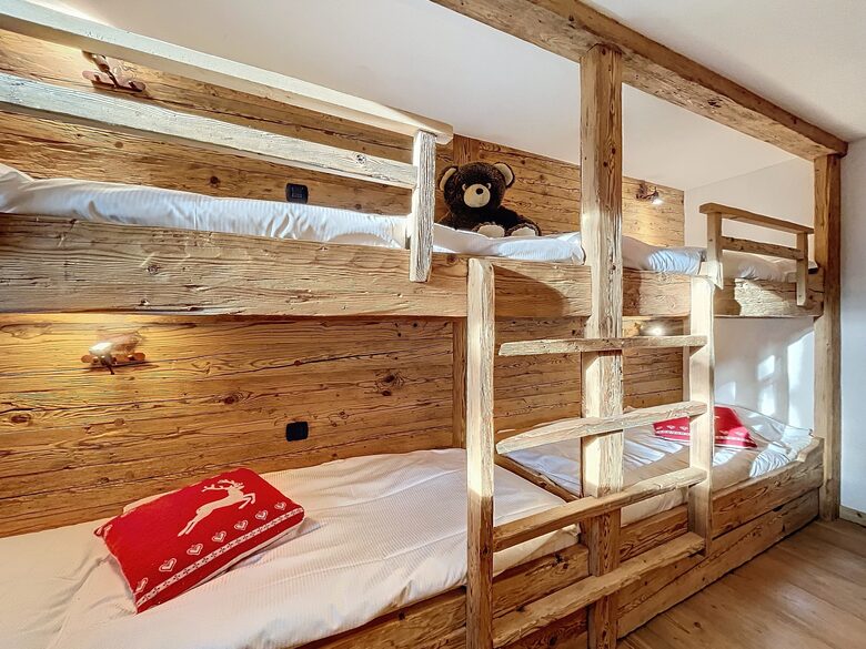 Sophisticated Alpine Apartment Steps from the Slopes - Verbier, Switzerland
