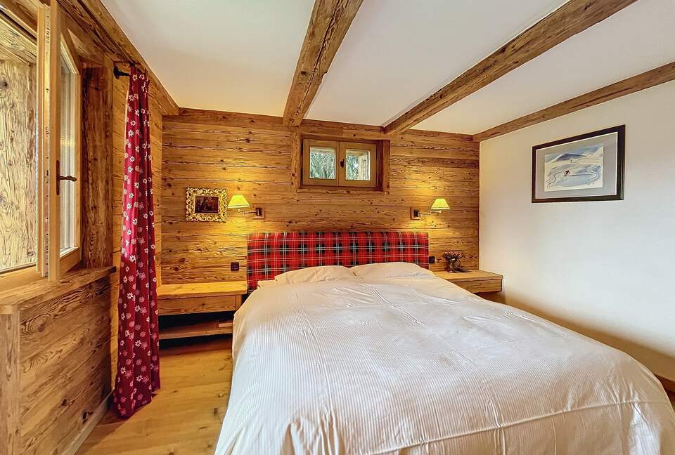 Sophisticated Alpine Apartment Steps from the Slopes - Verbier, Switzerland