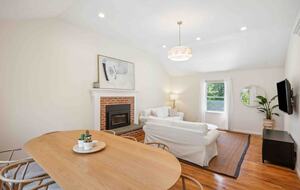 Private Southampton Oasis with Pool, Hot Tub & Beaches Nearby - Hampton Bays, New York