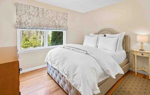 Private Southampton Oasis with Pool, Hot Tub & Beaches Nearby - Hampton Bays, New York