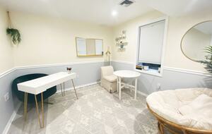 Private Southampton Oasis with Pool, Hot Tub & Beaches Nearby - Hampton Bays, New York