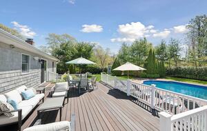 Private Southampton Oasis with Pool, Hot Tub & Beaches Nearby - Hampton Bays, New York