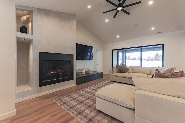 Elevated Living in Star Valley Ranch - Star Valley Ranch, Wyoming