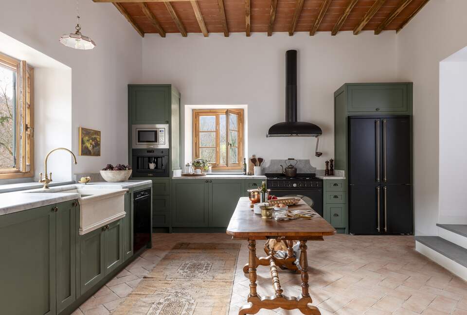 Campo Sasso Stone Farmhouse with Panoramic Chianti Valley Views - San Polo in Chianti, Italy