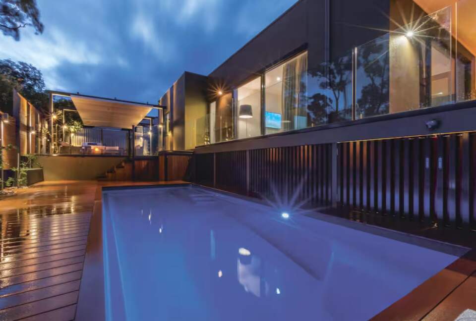 Chic Family Retreat with Pool & Views - Nerrina, Australia