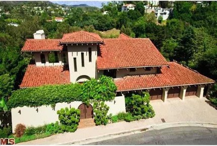Enchanting Hollywood Hills Villa - Los Angeles, California