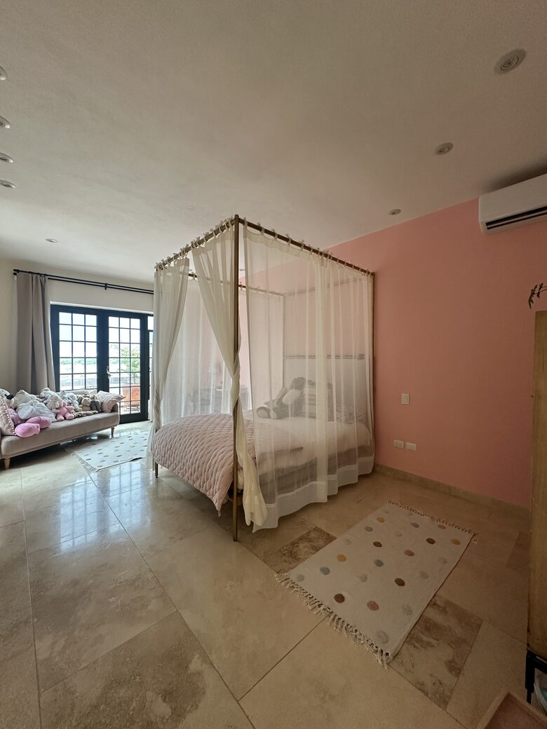 Refined Living in a Gated Colonial Retreat - San Miguel de Allende, Mexico