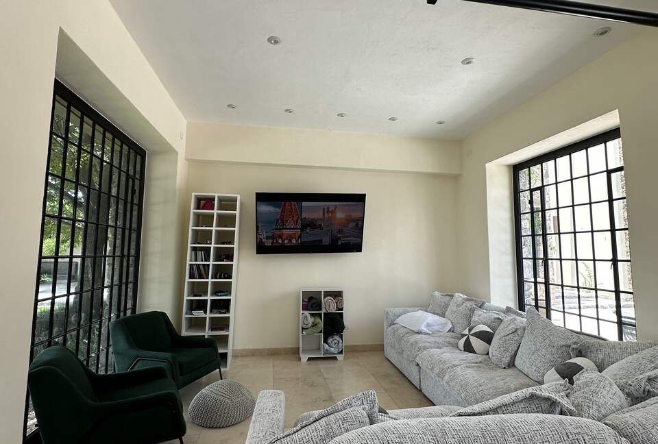 Refined Living in a Gated Colonial Retreat - San Miguel de Allende, Mexico