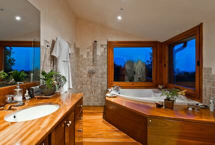 Elegant Mountain Retreat with Sea Views - Arenys de Munt, Spain