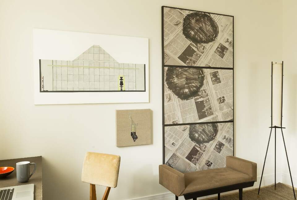 Sophisticated Two-Bedroom Retreat in Prime Manhattan - New York, New York