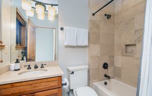 Owl Meadows Condo In The Heart of Telluride - Telluride, Colorado