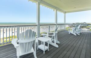 Elegant Gulf-Front Haven in Beachside Village - Galveston, Texas