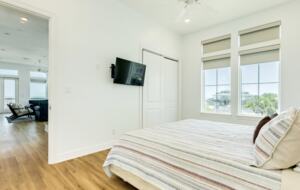 Elegant Gulf-Front Haven in Beachside Village - Galveston, Texas