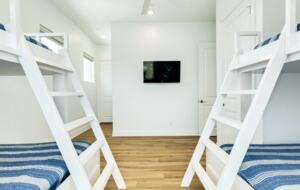 Elegant Gulf-Front Haven in Beachside Village - Galveston, Texas