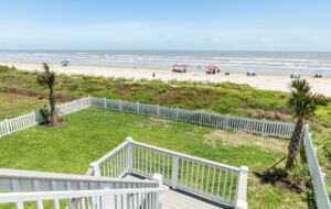 Elegant Gulf-Front Haven in Beachside Village - Galveston, Texas