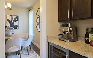 Pacific Northwest Luxe Home Near Woodinville Wineries - Bothell, Washington