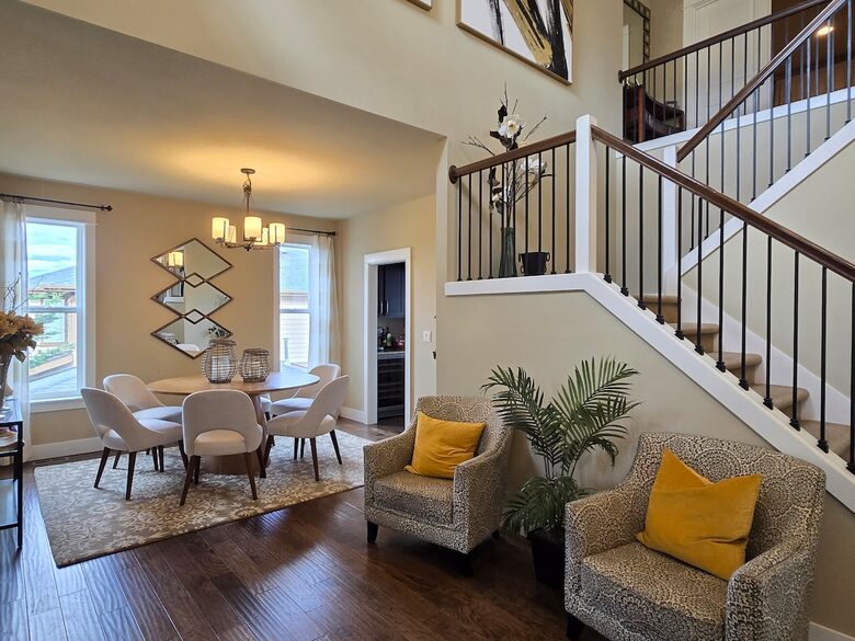 Pacific Northwest Luxe Home Near Woodinville Wineries - Bothell, Washington