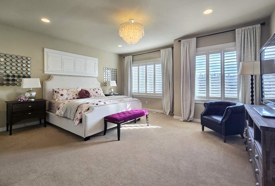 Pacific Northwest Luxe Home Near Woodinville Wineries - Bothell, Washington