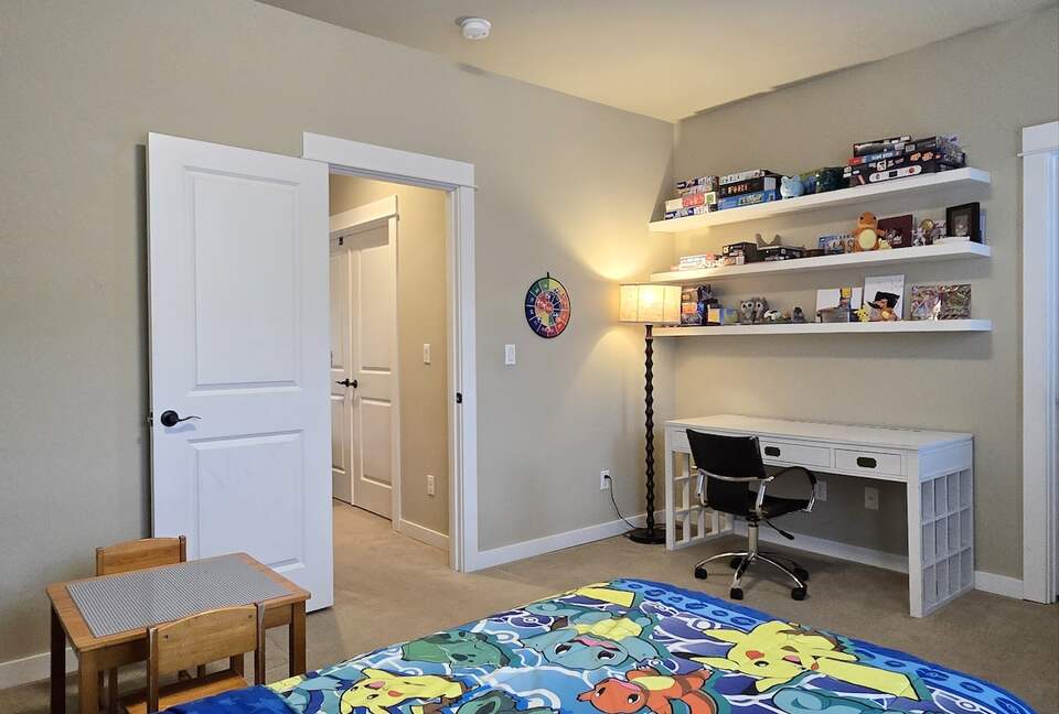 Pacific Northwest Luxe Home Near Woodinville Wineries - Bothell, Washington