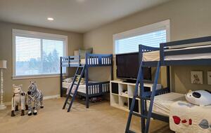 Pacific Northwest Luxe Home Near Woodinville Wineries - Bothell, Washington