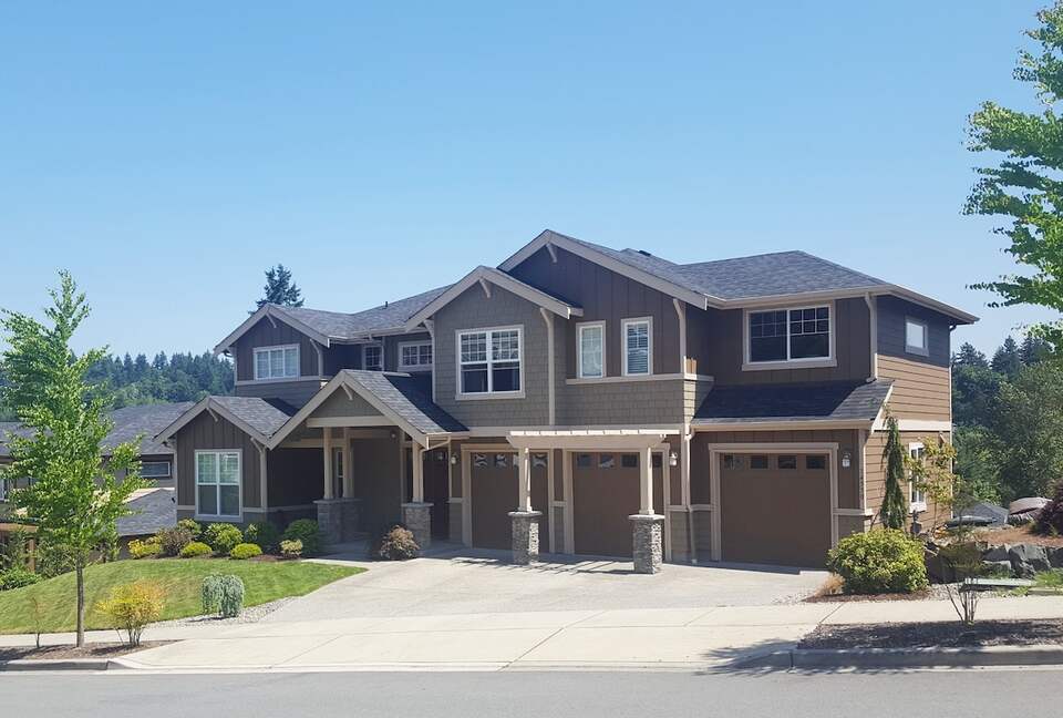 Pacific Northwest Luxe Home Near Woodinville Wineries - Bothell, Washington