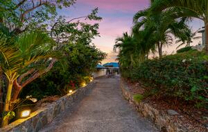 Villa Kia Orana: An Exquisite Island Retreat with Unmatched Views - Saint John, Virgin Islands, U.S.
