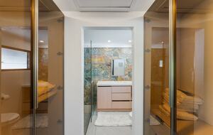 Villa Kia Orana: An Exquisite Island Retreat with Unmatched Views - Saint John, Virgin Islands, U.S.