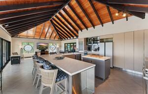 Villa Kia Orana: An Exquisite Island Retreat with Unmatched Views - Saint John, Virgin Islands, U.S.