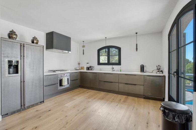 Unique villa in the heart of Valbonne - Valbonne, France