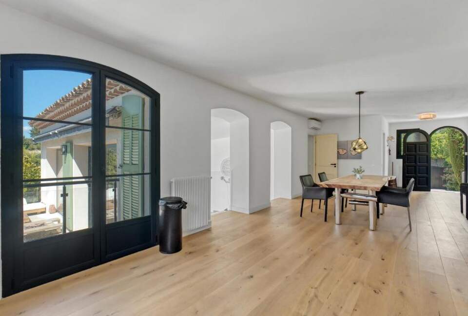 Unique villa in the heart of Valbonne - Valbonne, France