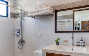 Charming Family Retreat in the Heart of Coron - Coron, Philippines