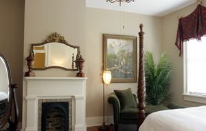 Washington Square Home - Savannah, Georgia