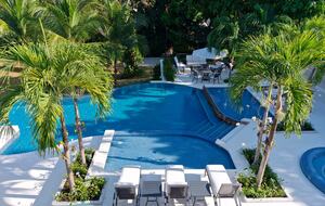 Infinity pool and tanning-kids pools