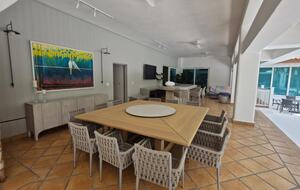 Terrace dinning table and bar