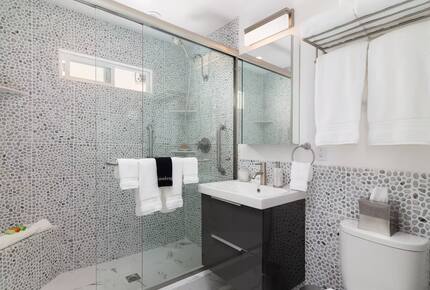 Coastal Sophistication Just Steps from Balboa Beach - Newport Beach, California