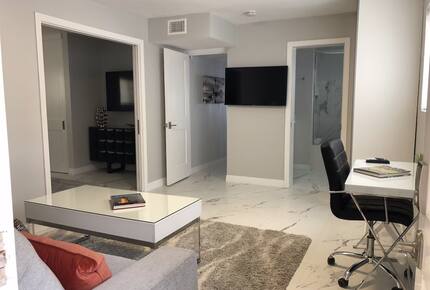 Coastal Sophistication Just Steps from Balboa Beach - Newport Beach, California