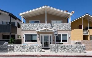 Coastal Sophistication Just Steps from Balboa Beach - Newport Beach, California