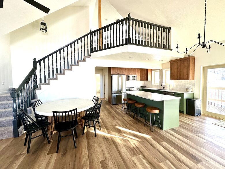 Refined Retreat at Bear Lake’s Sweetwater Golf Course - Garden City, Utah