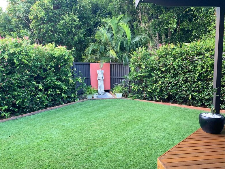 Architectural Coastal Sanctuary Near Byron Bay - Suffolk Park, Australia