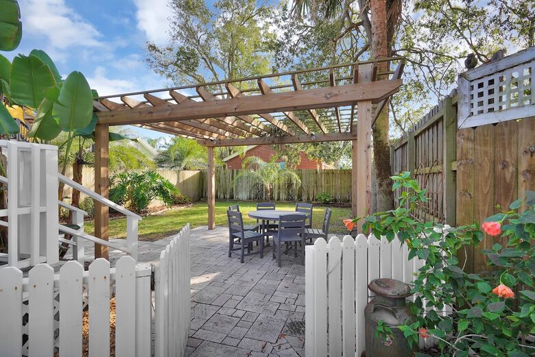 Charming 1884 Retreat in the Heart of Historic St. Augustine - St. Augustine, Florida