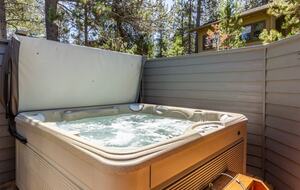 Elegant Escape Under the Pines - Sunriver, Oregon