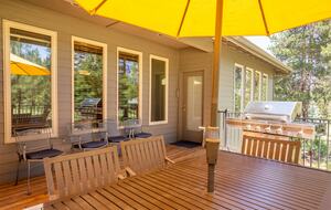 Elegant Escape Under the Pines - Sunriver, Oregon