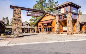 Elegant Escape Under the Pines - Sunriver, Oregon