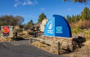 Elegant Escape Under the Pines - Sunriver, Oregon