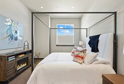 Elegant Whitefish Escape Near Downtown & Nature - Whitefish, Montana